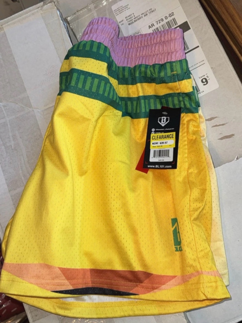 NWT Baseball lifestyle 101 size M Pencil Shorts